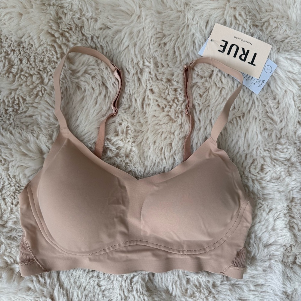 Women's True & Co. Bra with Mesh